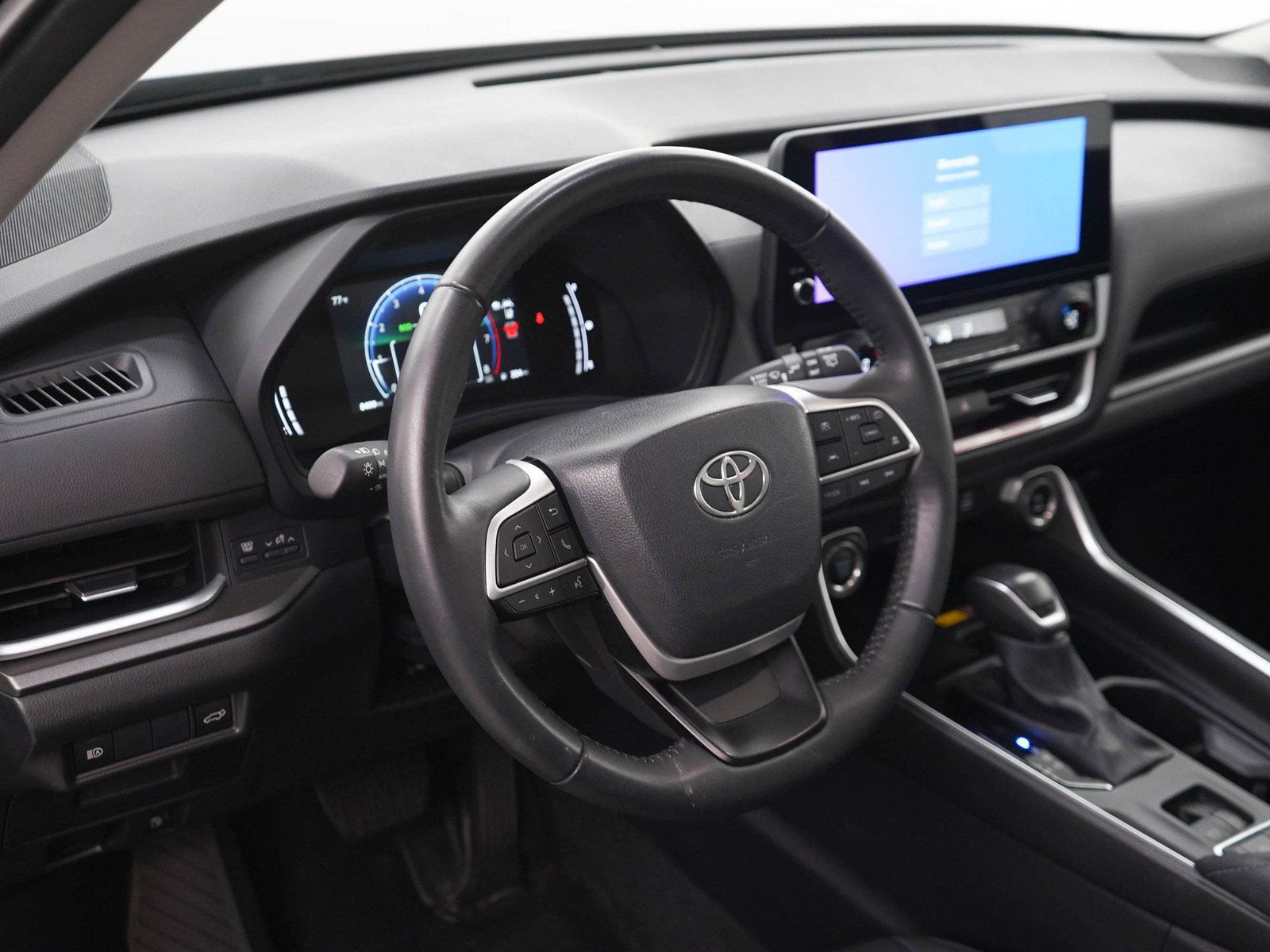 Used 2025 Toyota Grand Highlander AWD image 22
