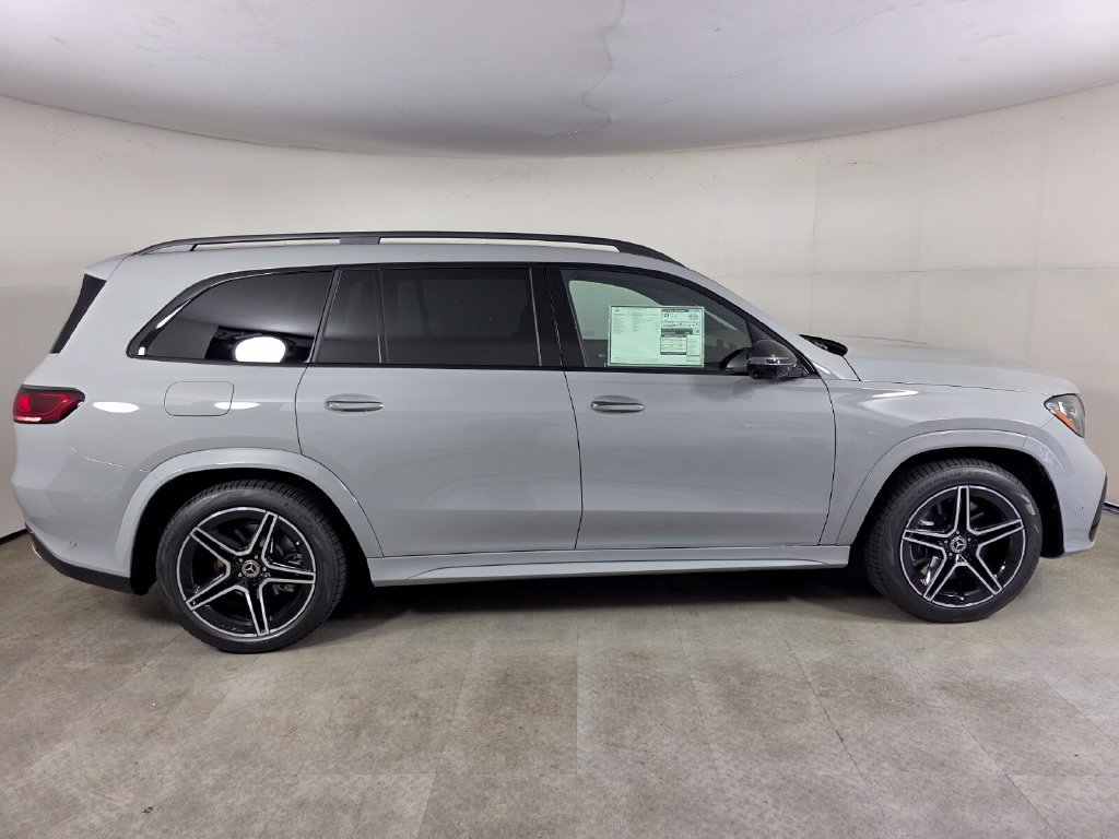 New 2027 Mercedes-Benz GLS 450 4MATIC image 3