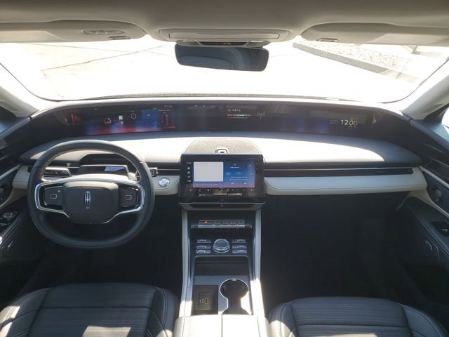 Certified 2024 Lincoln Nautilus Reserve w/ Equipment Group 202A image 26