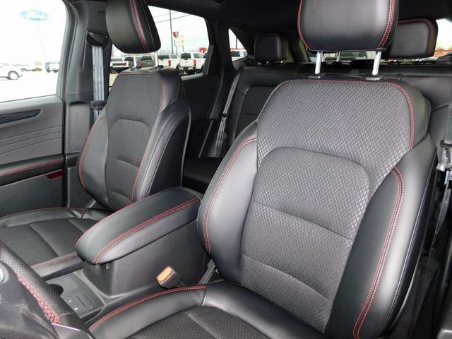 New 2026 Ford Escape ST-Line AWD/4WD image 15