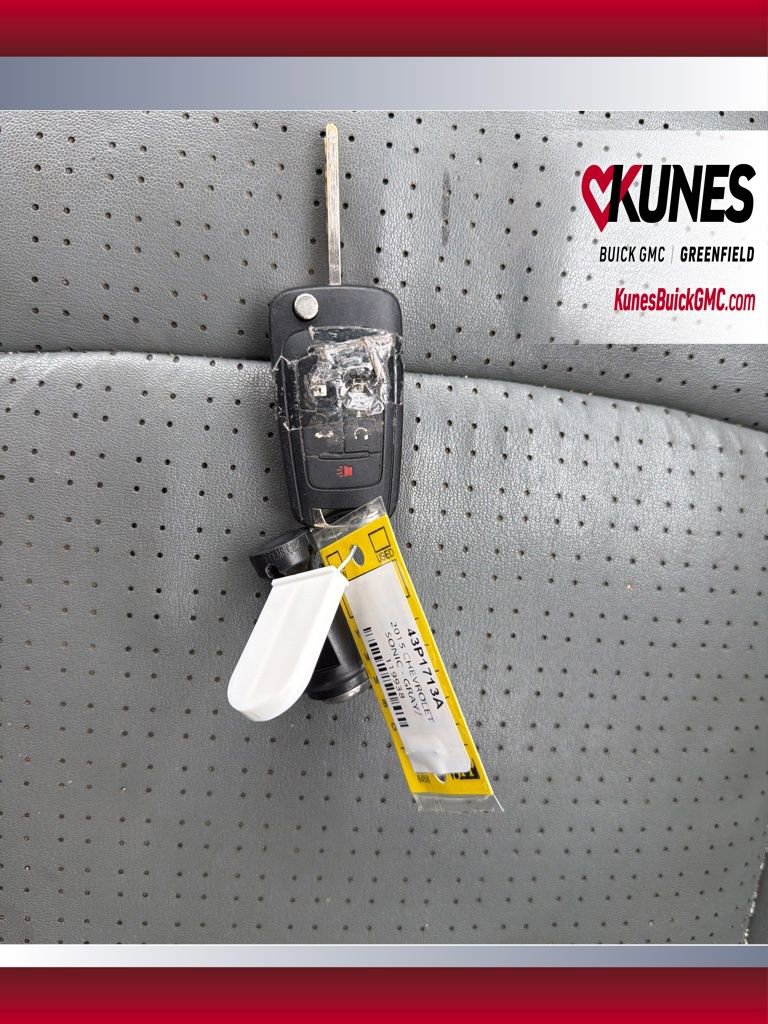 Used 2015 Chevrolet Sonic LTZ image 21