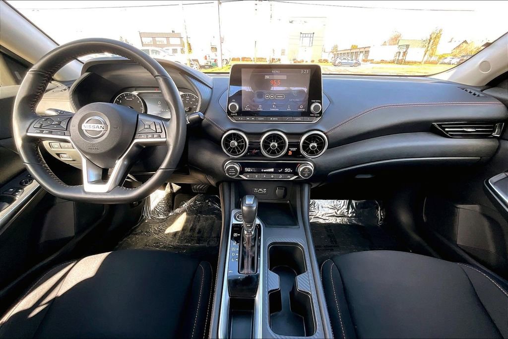 Used 2021 Nissan Sentra SR w/ Lighting Package FWD image 17
