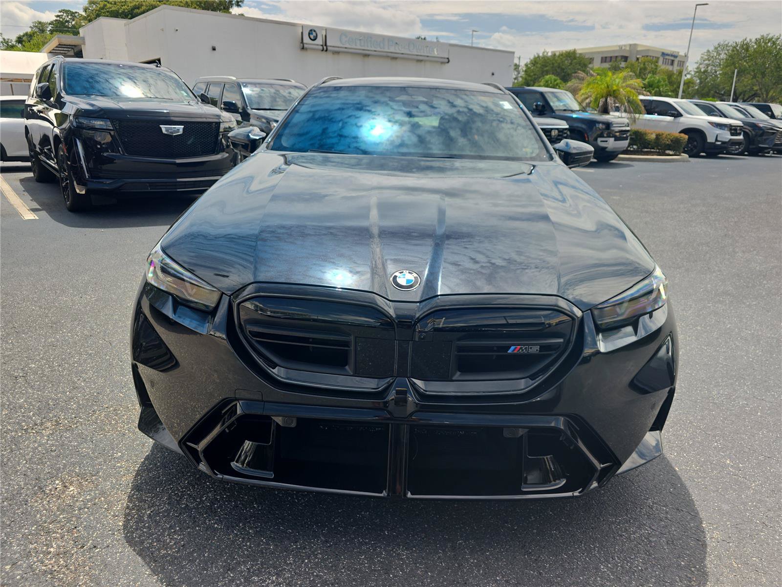 Certified 2025 BMW M5 Touring AWD/4WD image 2
