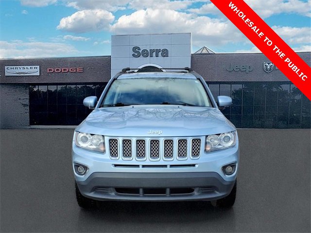 Used 2014 Jeep Compass Limited w/ Sun/Sound Group image 2