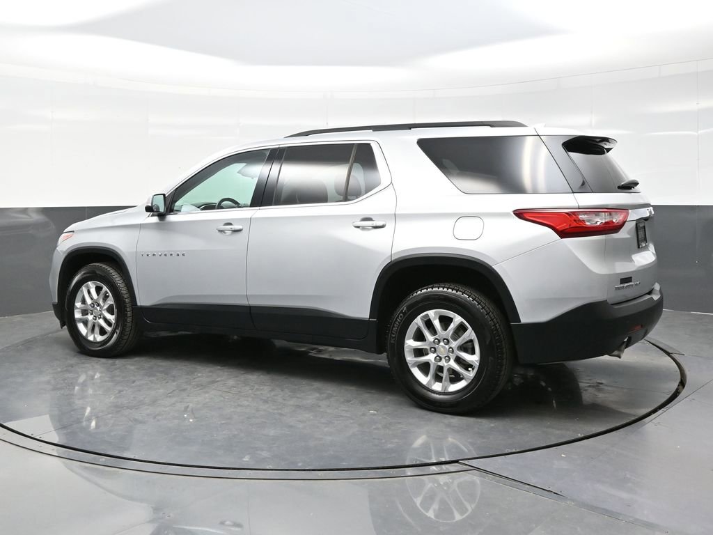 Used 2021 Chevrolet Traverse LT image 4