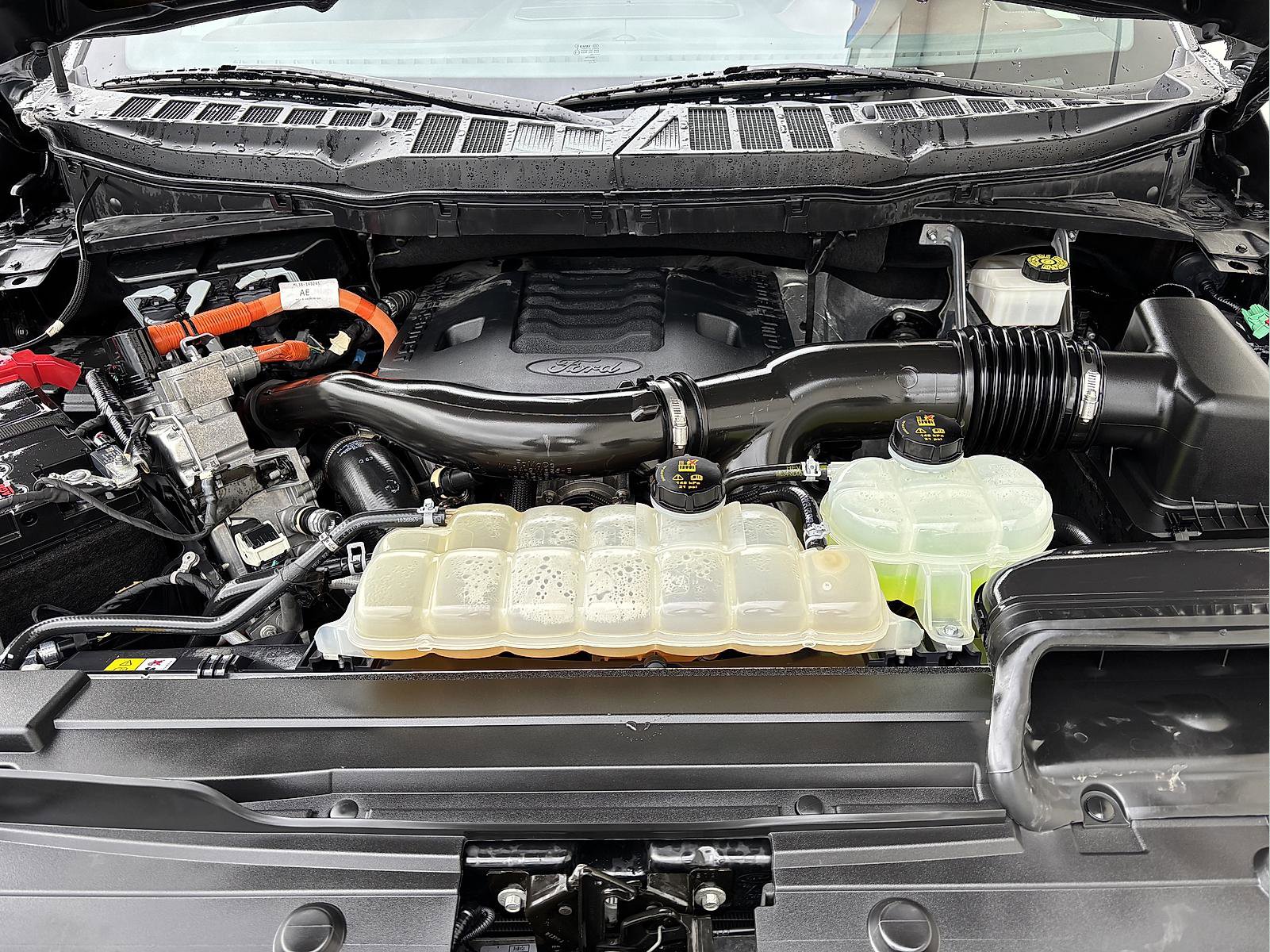 Used 2022 Ford F150 Lariat image 10