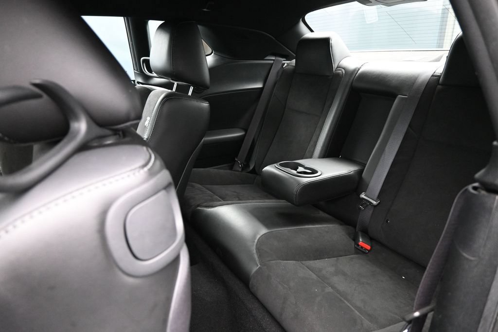 Used 2022 Dodge Challenger R/T Scat Pack w/ T/A Package RWD image 21