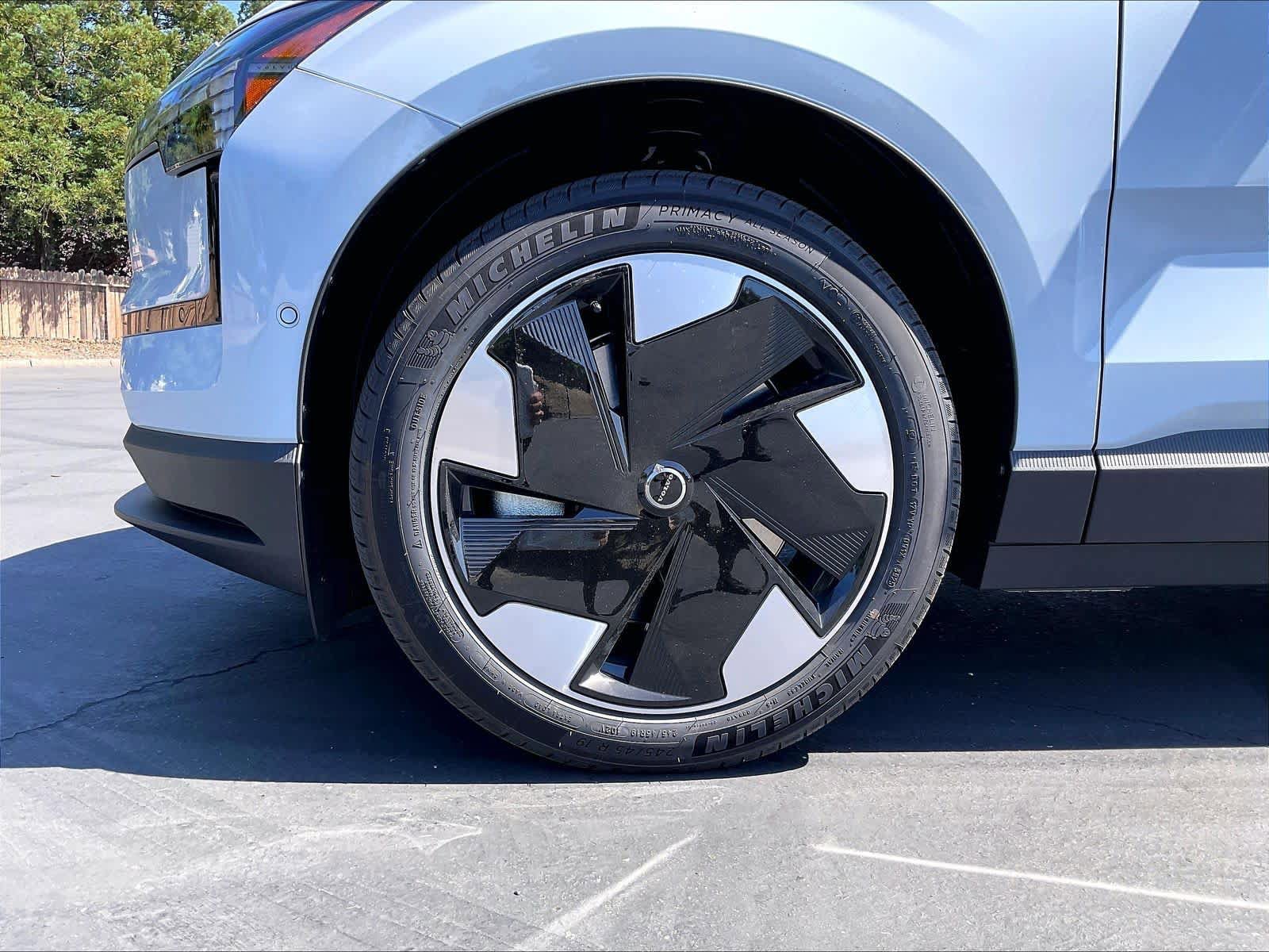New 2026 Volvo EX30 Ultra w/ Climate Package AWD/4WD image 14