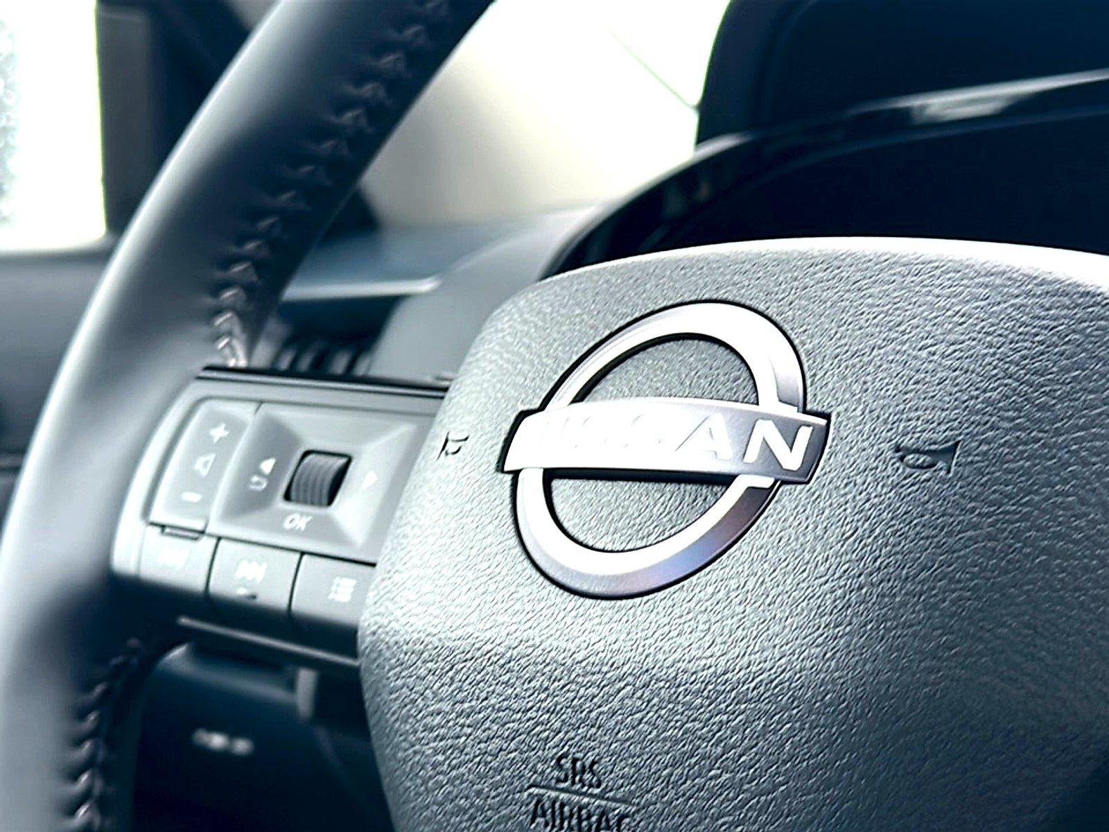 New 2026 Nissan Pathfinder SL FWD image 21