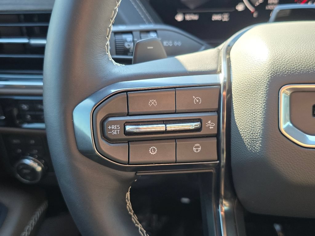 Certified 2026 GMC Yukon Denali Ultimate AWD/4WD image 19