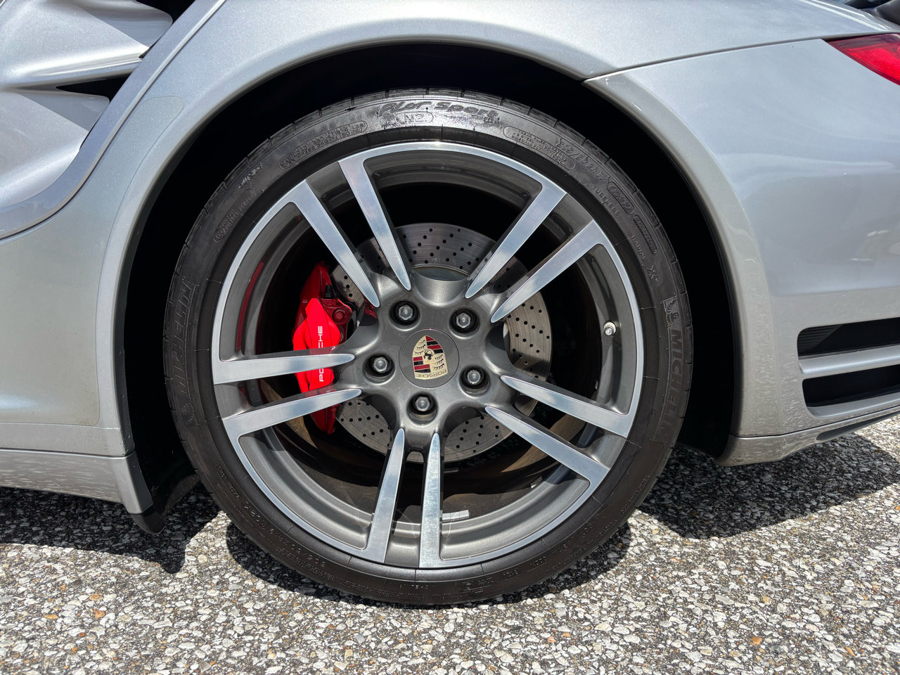 Used 2011 Porsche 911 Turbo image 40