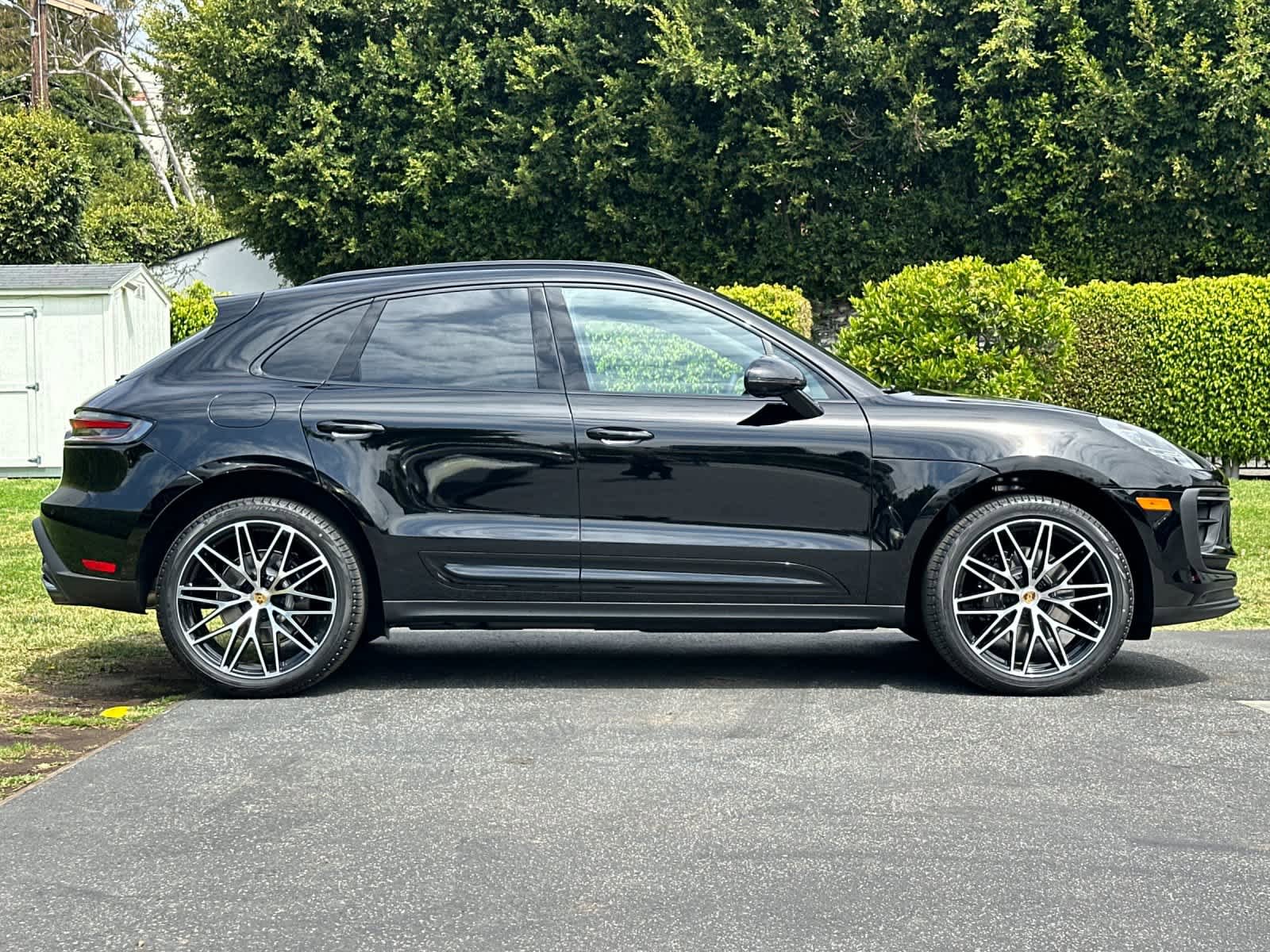 New 2026 Porsche Macan S AWD/4WD image 9