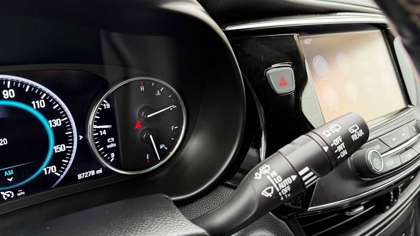 Used 2018 Buick Envision Premium image 18