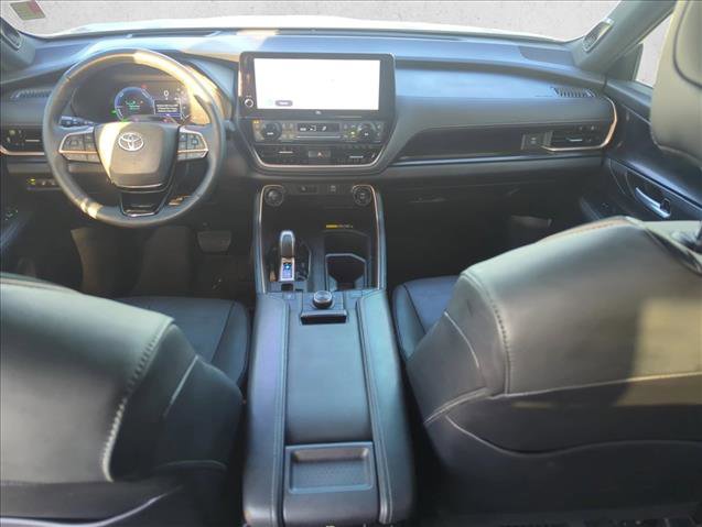 Used 2025 Toyota Grand Highlander AWD Hybrid image 19