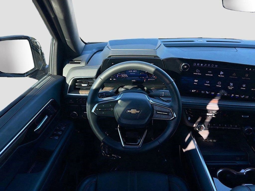 Used 2025 Chevrolet Suburban High Country RWD image 19
