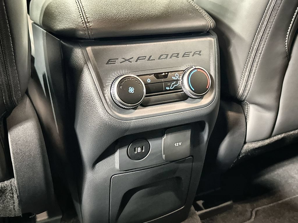 New 2026 Ford Explorer Active w/ Active Comfort Package AWD/4WD image 28