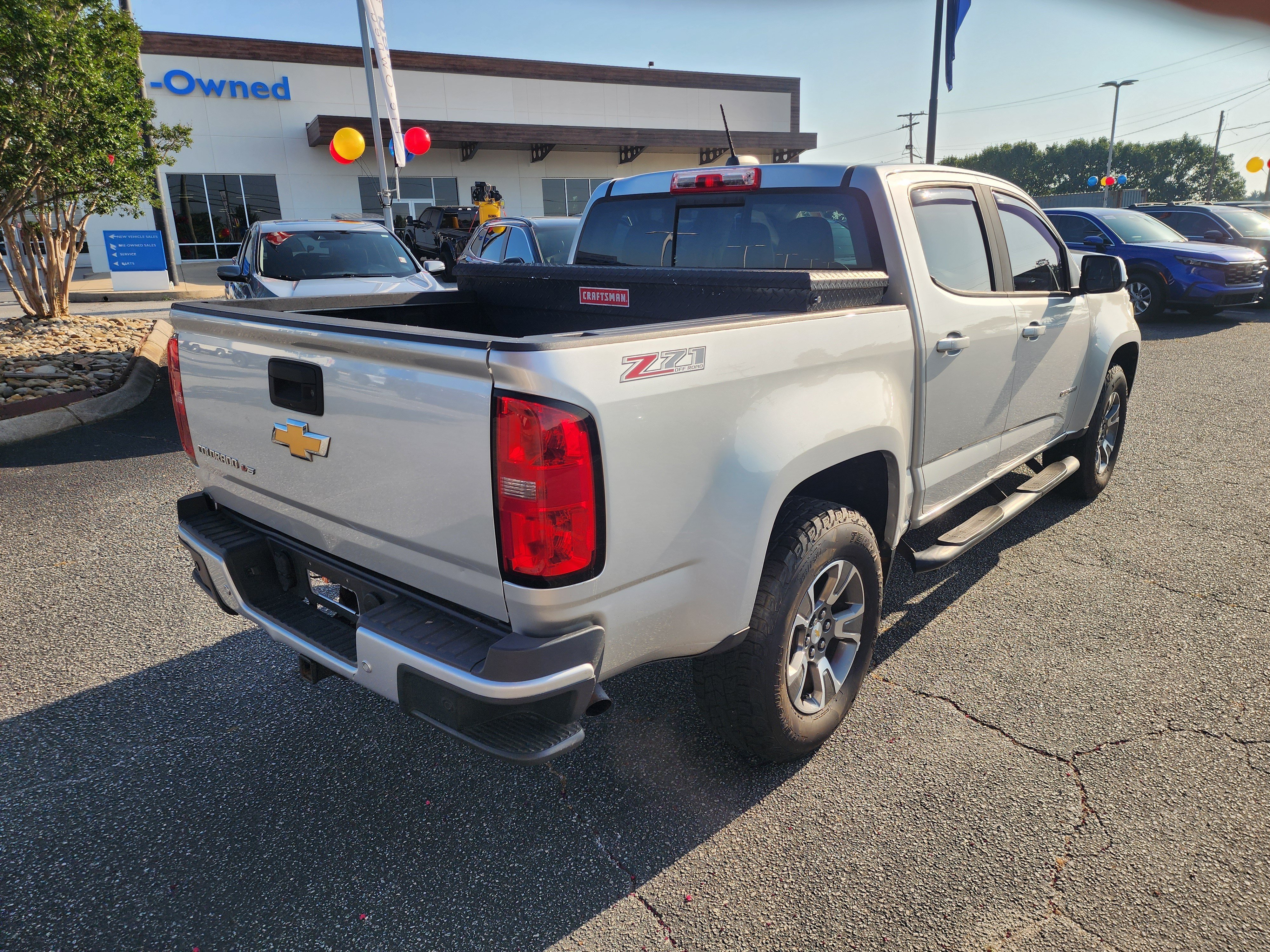 Used 2019 Chevrolet Colorado Z71 AWD/4WD image 4