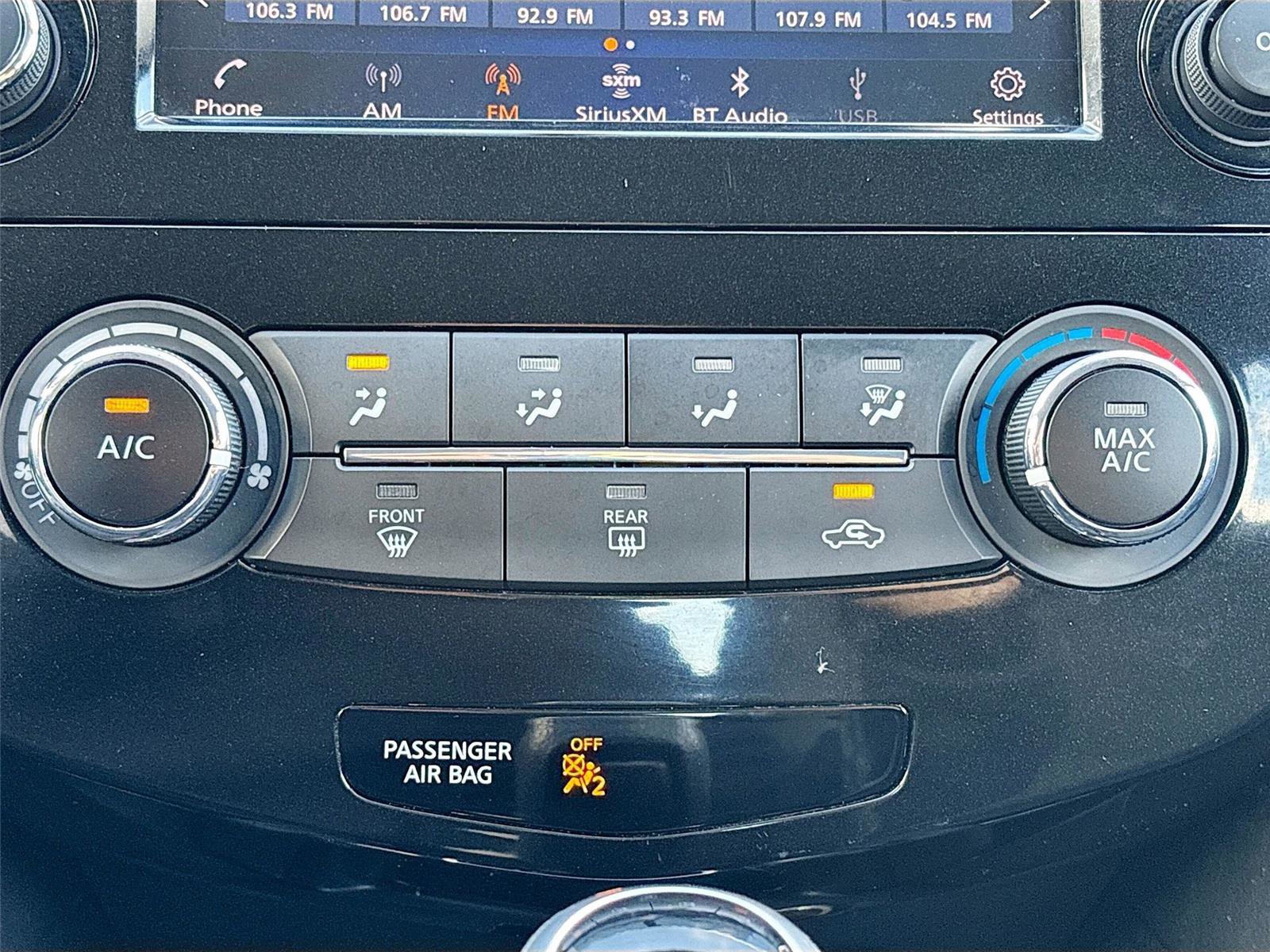 Used 2019 Nissan Rogue Sport S image 16