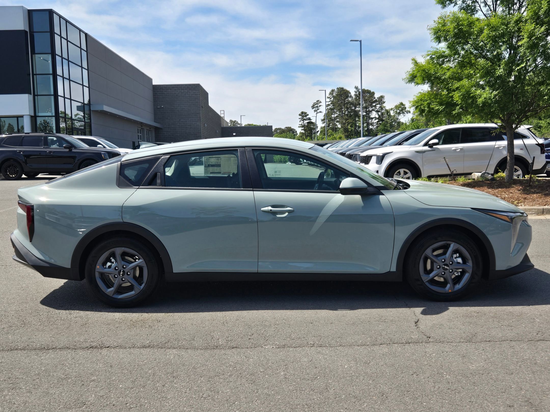 New 2026 Kia K4 LXS image 8