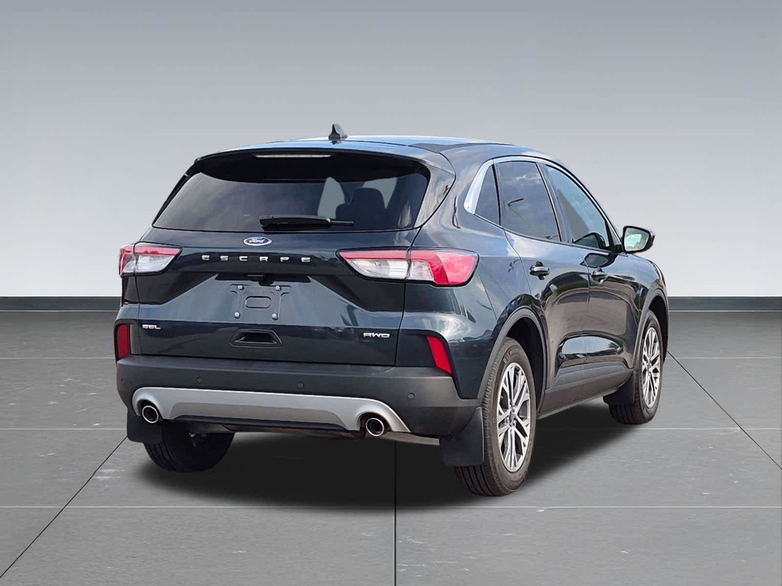 Used 2022 Ford Escape SEL w/ Technology Package AWD/4WD image 5