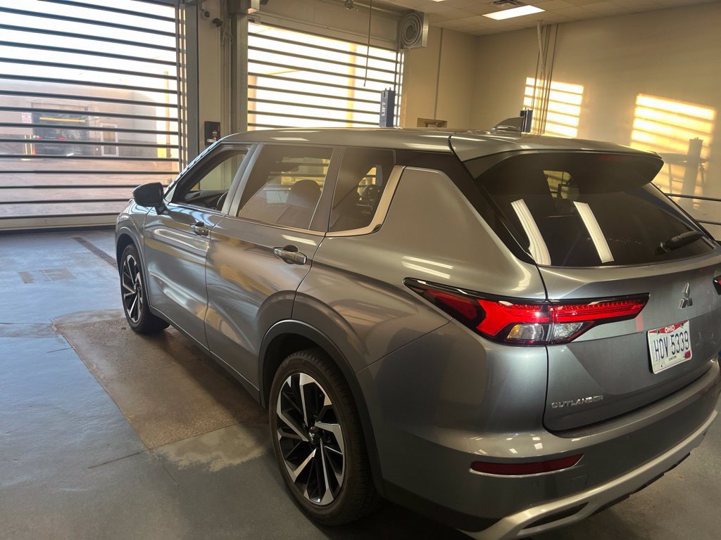 Used 2022 Mitsubishi Outlander SE AWD/4WD image 7