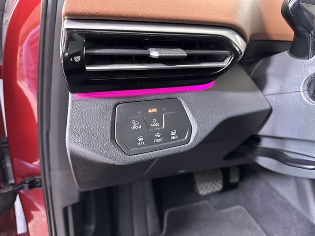 Used 2021 Volkswagen ID.4 Pro S w/ Gradient Package AWD/4WD image 18