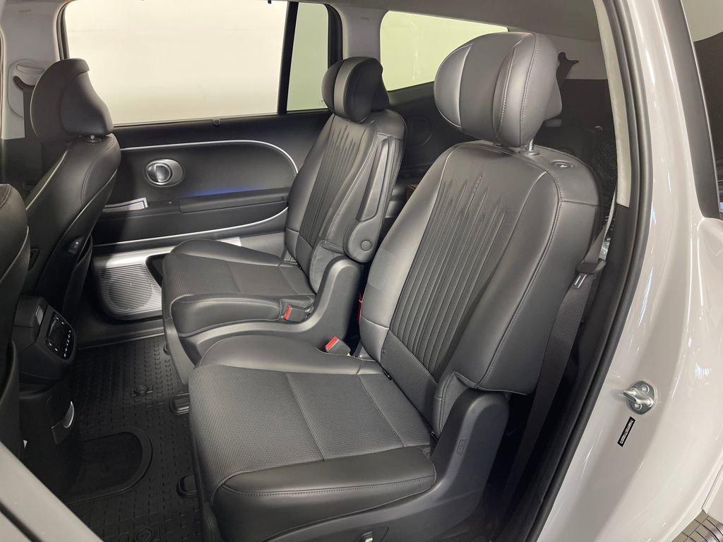 New 2026 Hyundai Ioniq 9 Calligraphy image 13