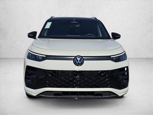 New 2026 Volkswagen Tiguan SE R-Line FWD image 6