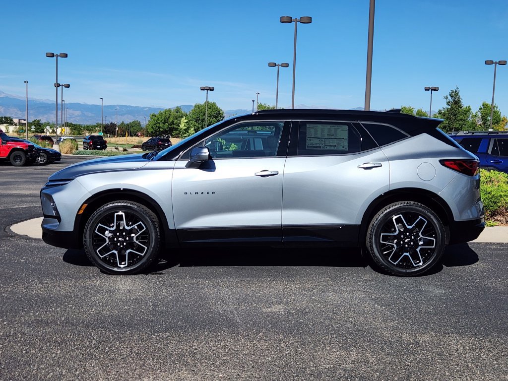 New 2026 Chevrolet Blazer RS w/ Driver Confidence II Package AWD/4WD image 2