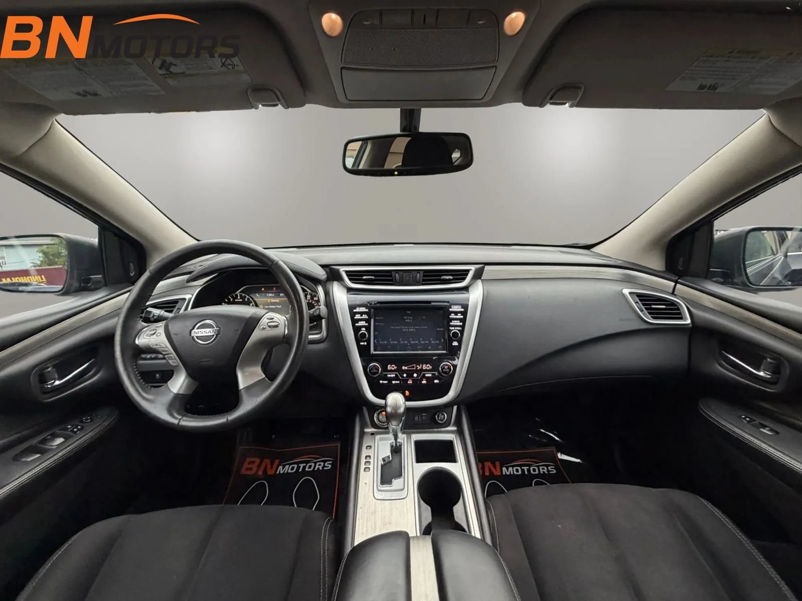 Used 2018 Nissan Murano SV AWD/4WD image 18