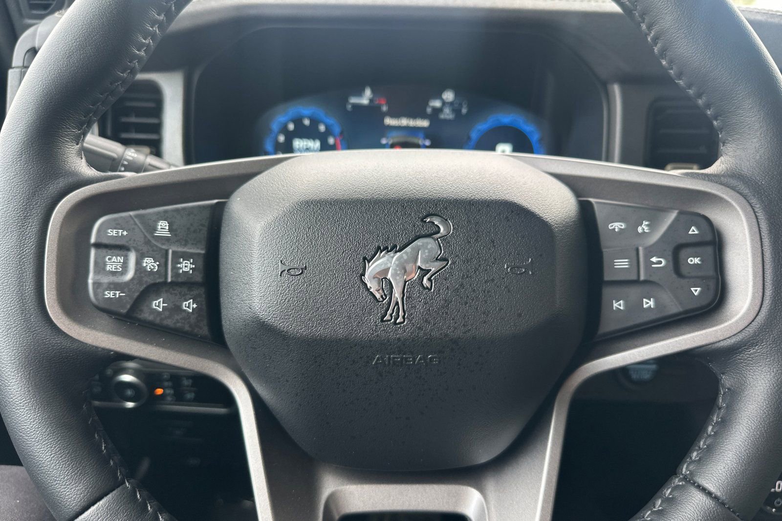 New 2025 Ford Bronco Badlands image 24