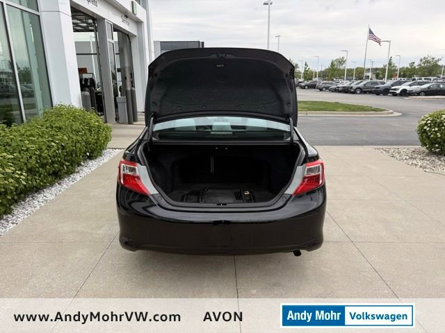 Used 2013 Toyota Camry LE FWD image 9