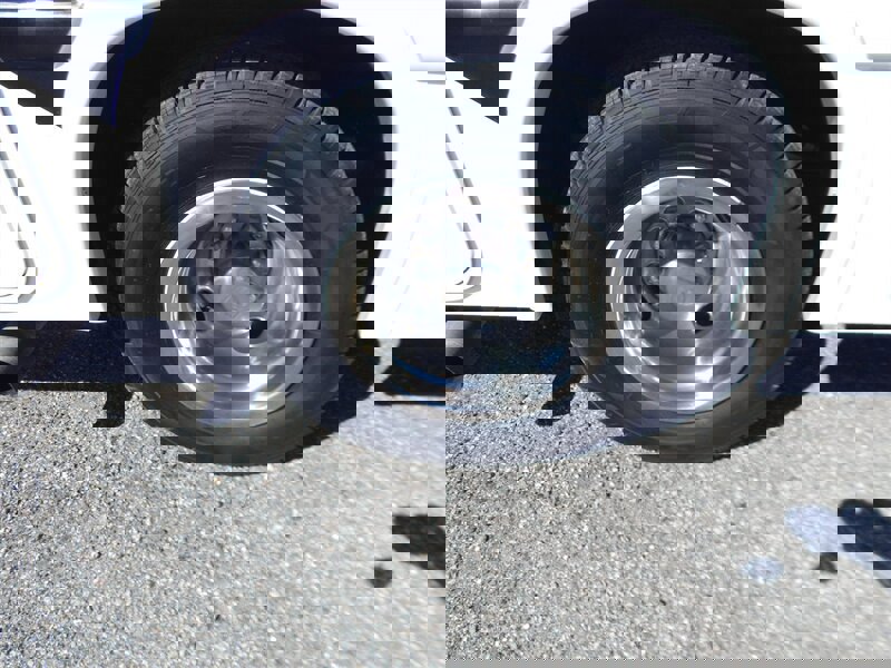 Used 2022 Ford E-450 and Econoline 450 Super Duty w/ Motorhome Prep Package image 15