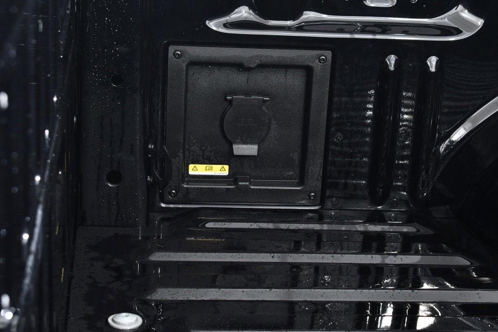 New 2025 Ford F150 XLT w/ Equipment Group 302A MID image 23