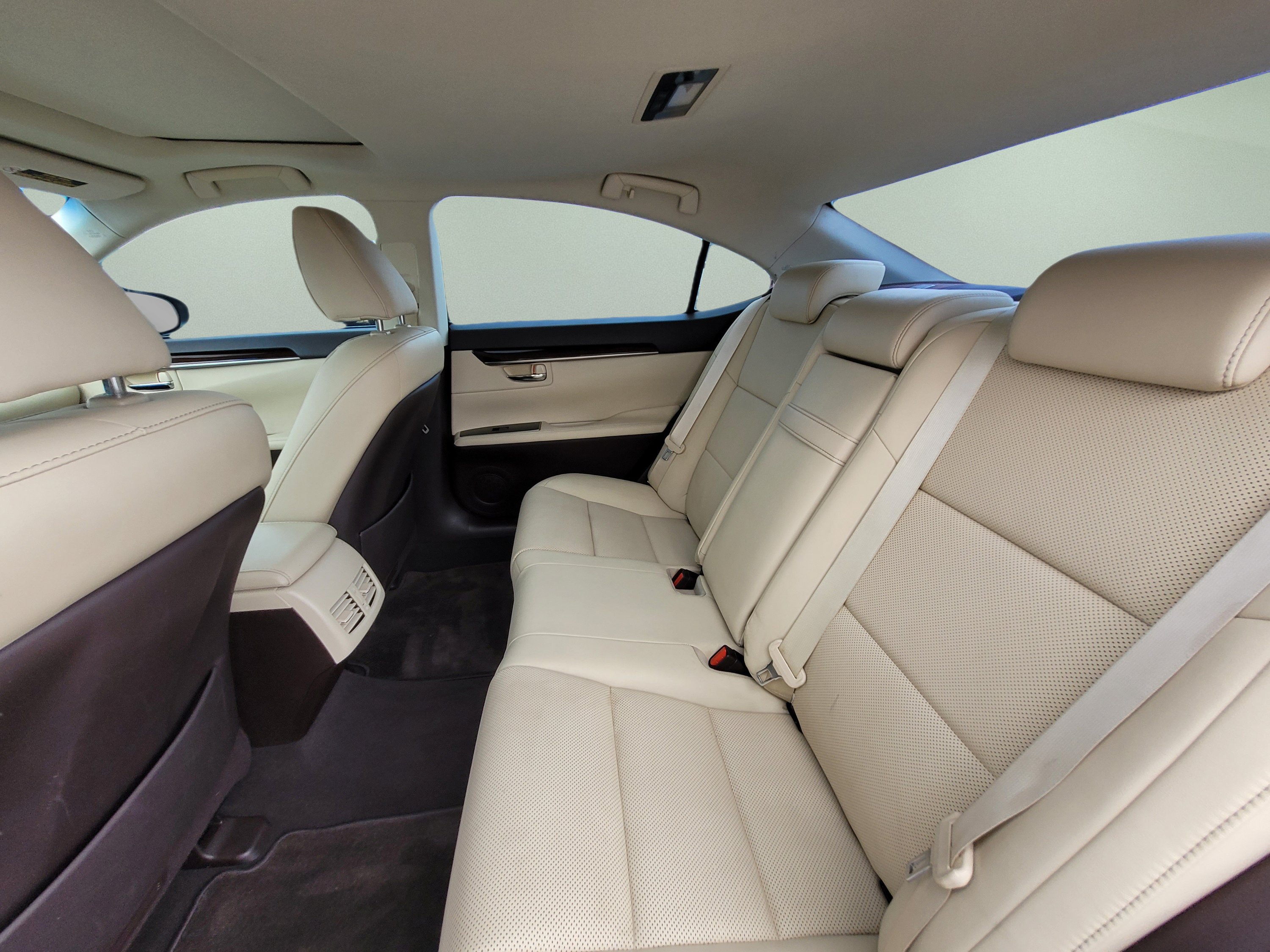 Used 2018 Lexus ES 350 w/ Premier Package FWD image 16