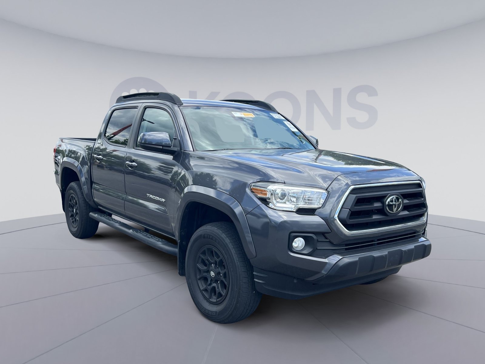 Used 2021 Toyota Tacoma SR5 AWD/4WD image 5
