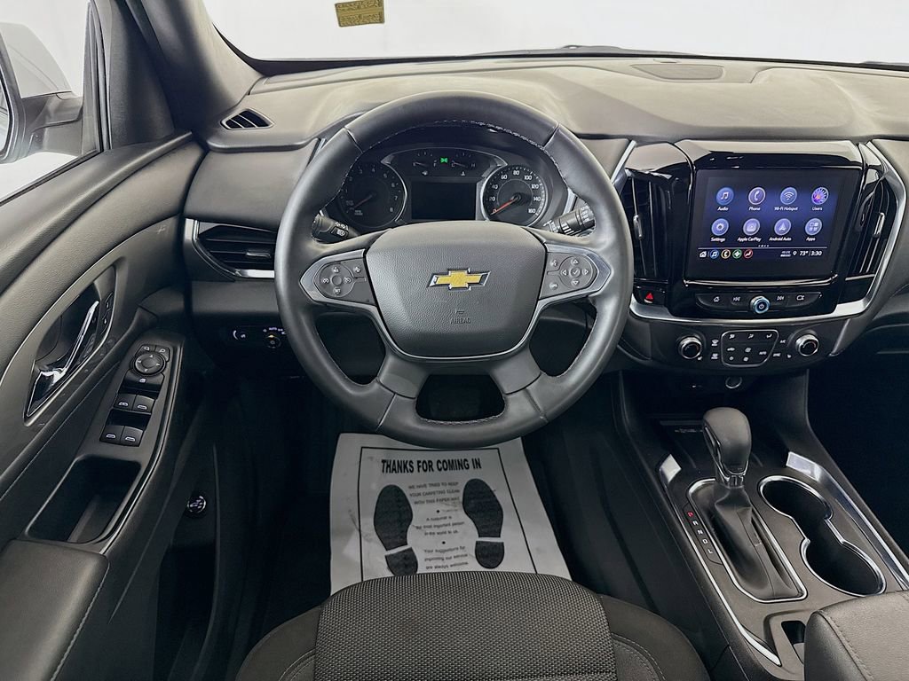 Used 2023 Chevrolet Traverse LT w/ Rear Camera Mirror Package image 23