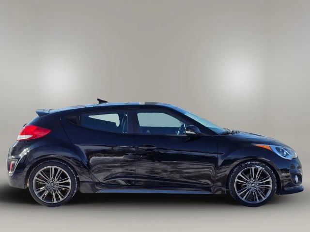 Used 2016 Hyundai Veloster Turbo image 4