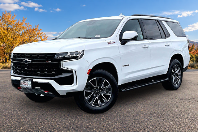 Used 2024 Chevrolet Tahoe Z71 w/ Z71 Off-Road Package AWD/4WD image 3