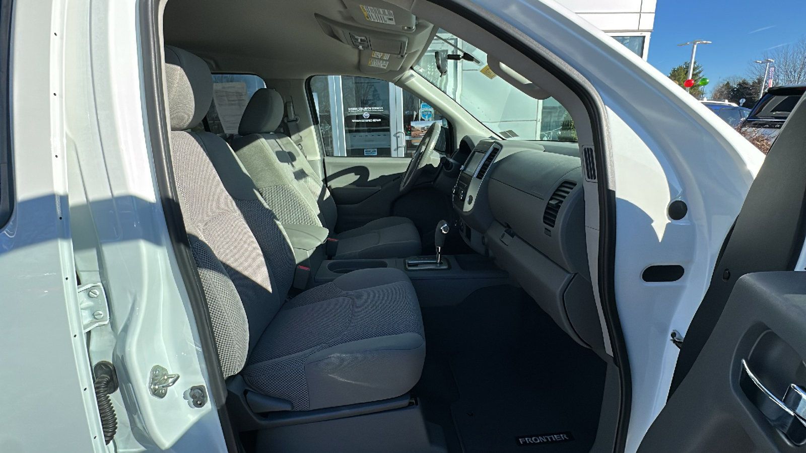 Certified 2019 Nissan Frontier SV image 24