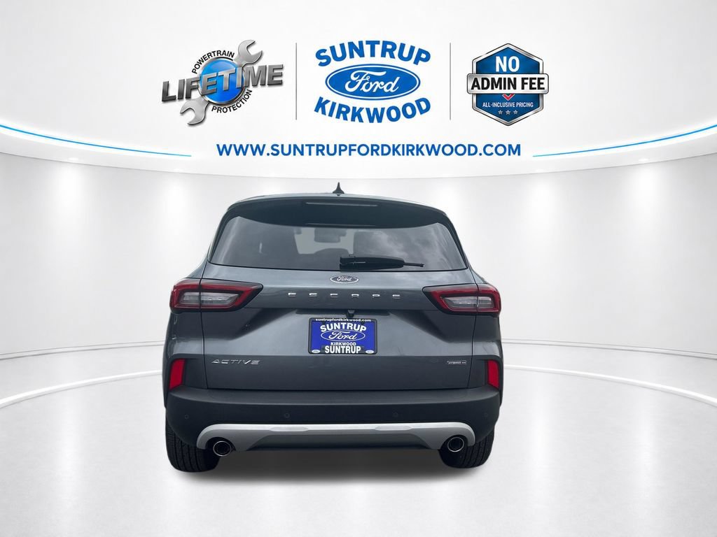 Used 2023 Ford Escape Active w/ Tech Pack #1 AWD/4WD image 4