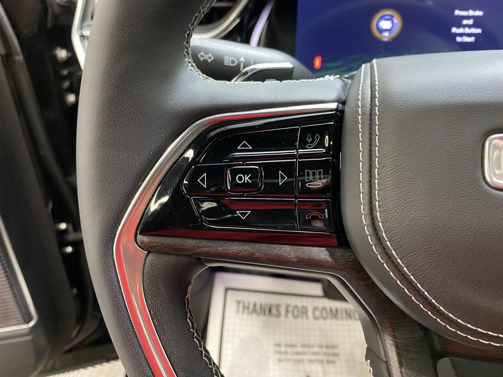 Used 2023 Jeep Grand Cherokee Overland w/ Luxury Tech Group IV image 34