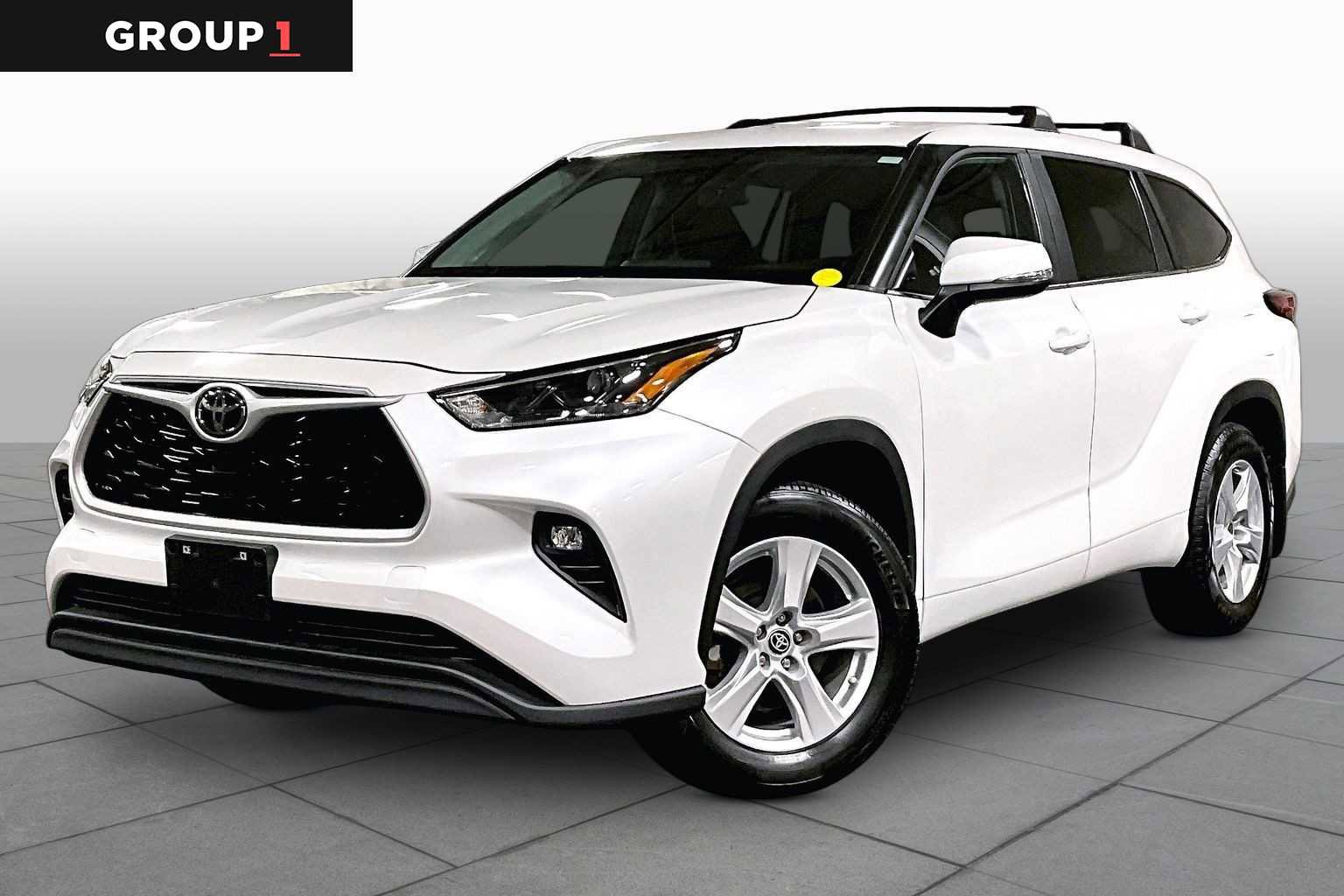 Used 2023 Toyota Highlander LE