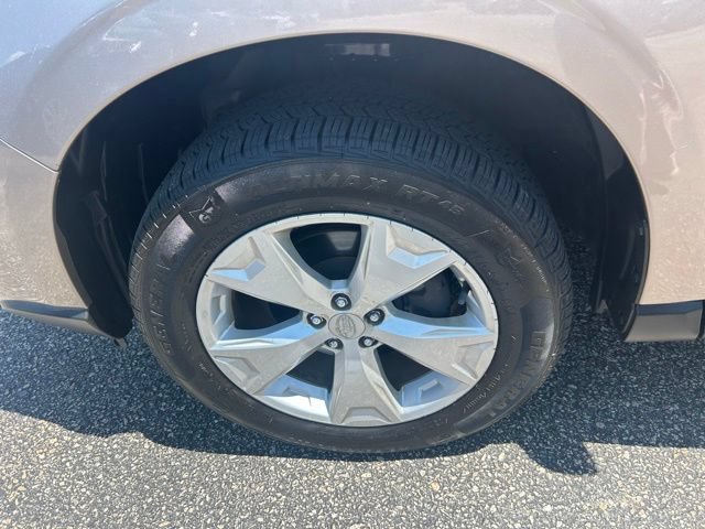 Used 2016 Subaru Forester 2.5i w/ Alloy Wheel Package AWD/4WD image 8