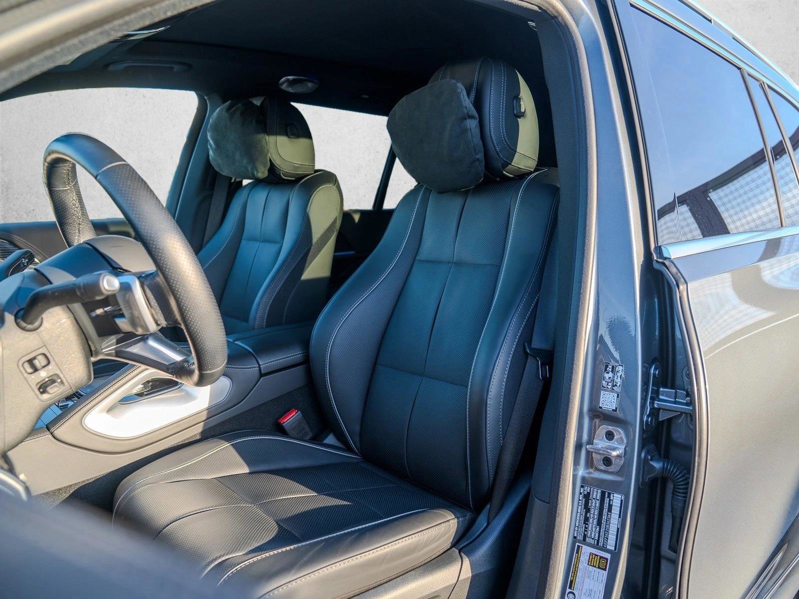 Used 2025 Mercedes-Benz GLS 450 4MATIC image 27