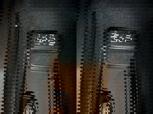 Used 2023 Chrysler 300 Touring L w/ Popular Equipment Group image 36