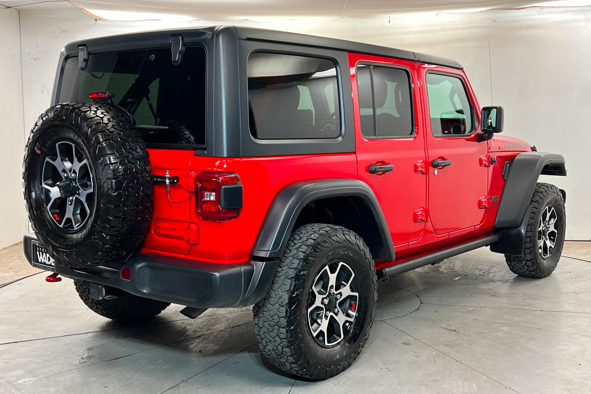 Used 2021 Jeep Wrangler Unlimited Rubicon w/ LED Lighting Group AWD/4WD image 5