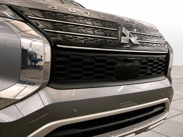 Used 2024 Mitsubishi Outlander SEL AWD/4WD image 29