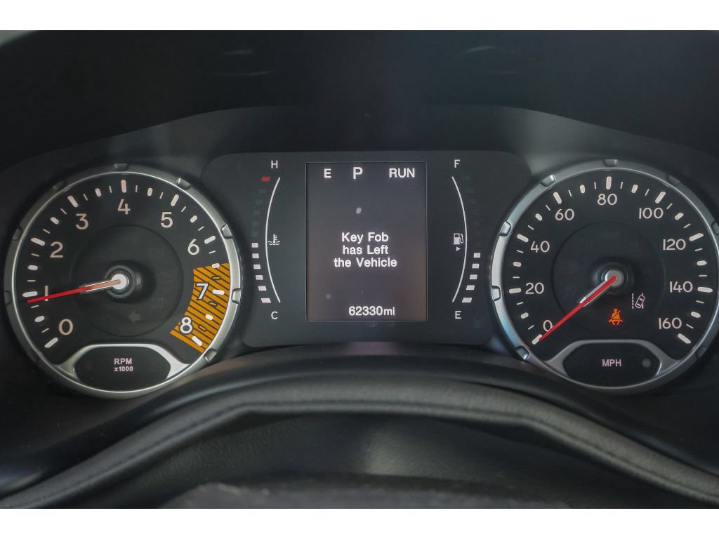 Used 2023 Jeep Renegade Latitude AWD/4WD image 23