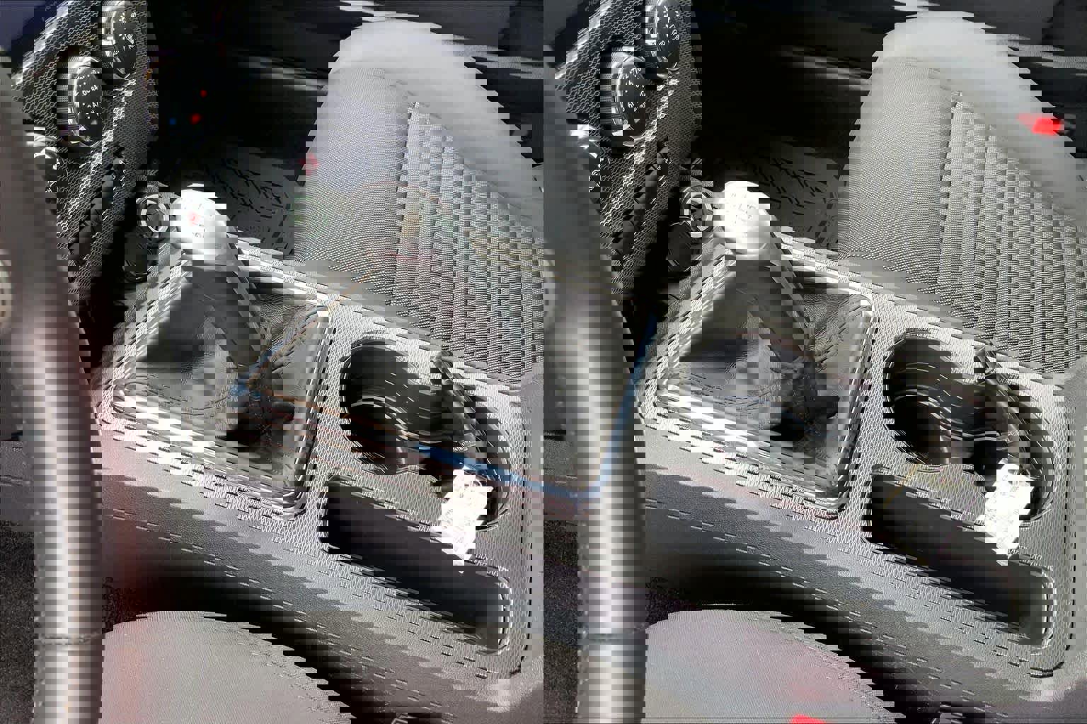 Used 2013 Dodge Challenger R/T image 16